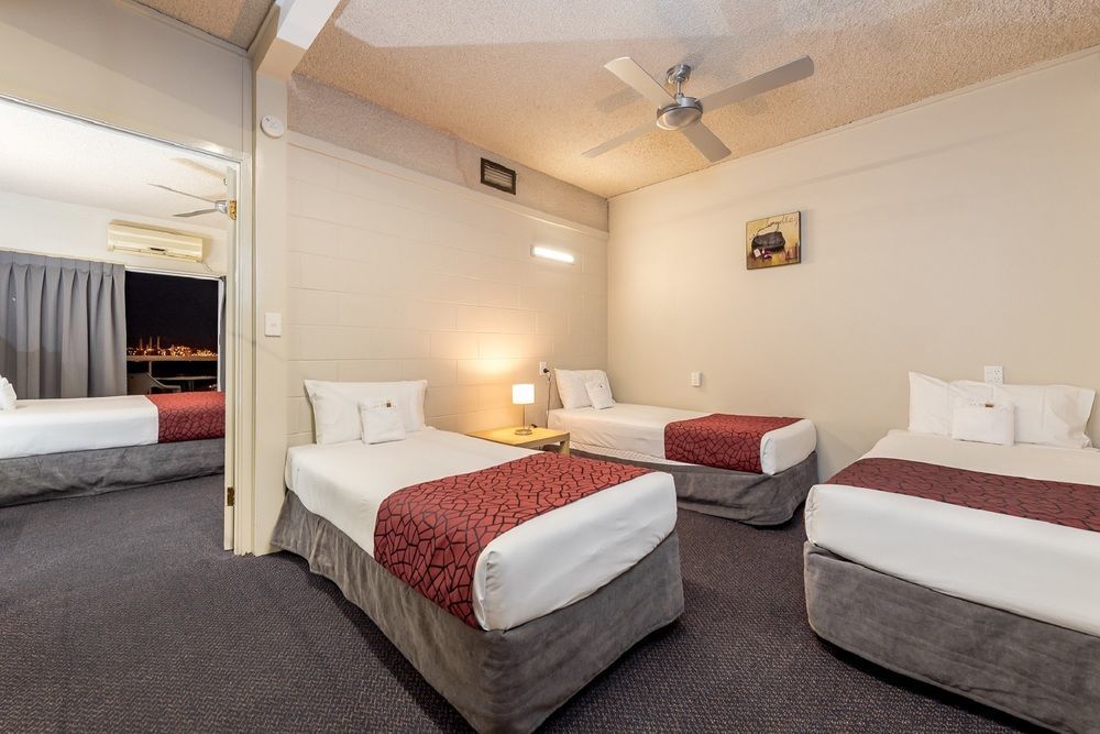 Camelot Motel Gladstone Zewnętrze zdjęcie