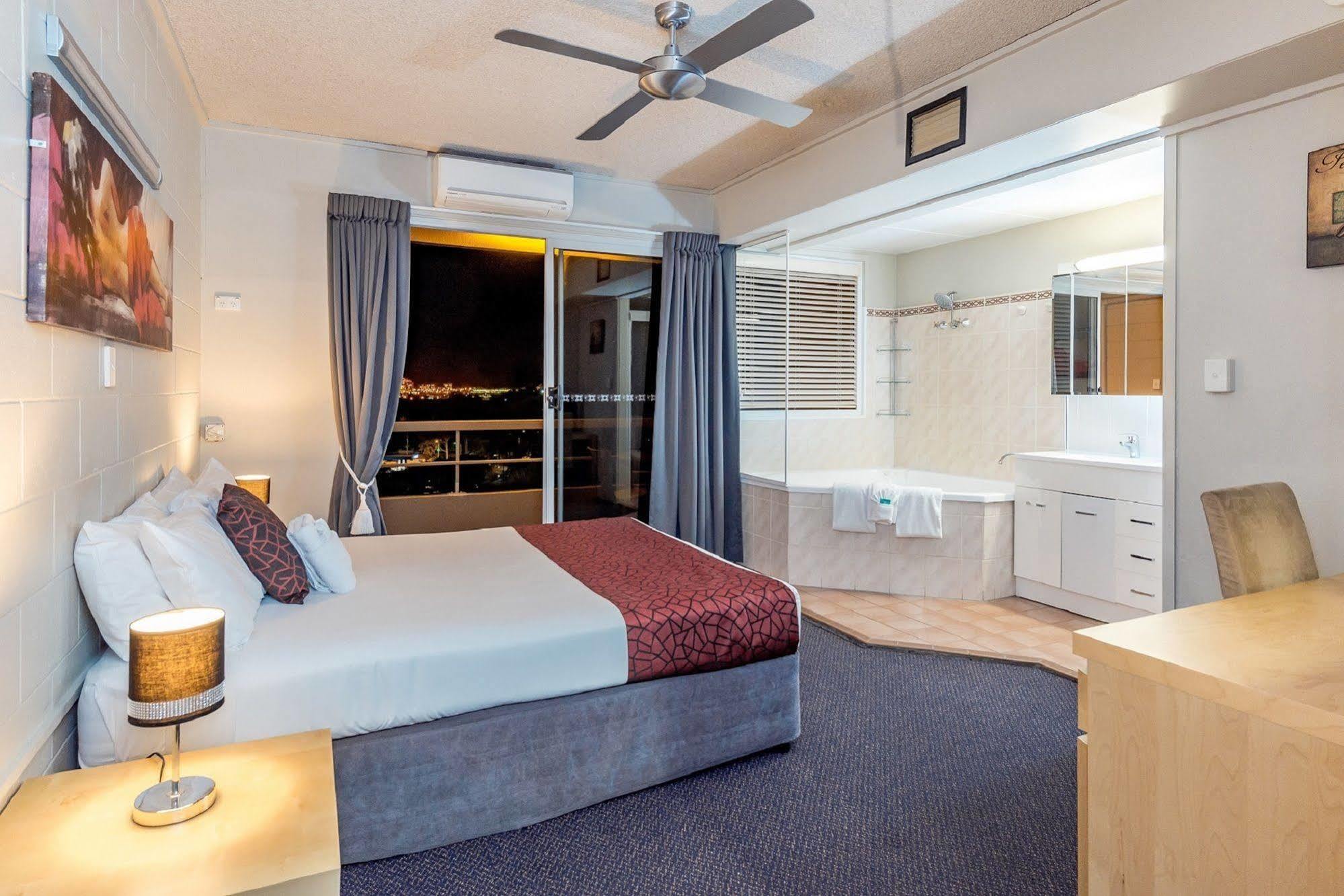 Camelot Motel Gladstone Zewnętrze zdjęcie